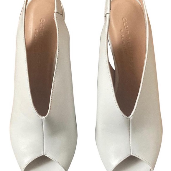 Club Monaco Lolia Sandal - Picture 2 of 7